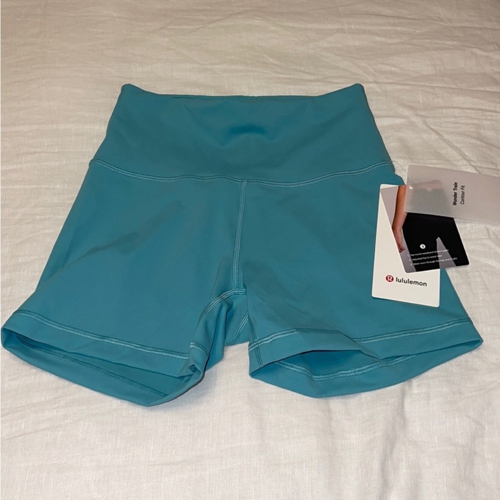 Lululemon High Rise Wunder Train Short 4” Size 6